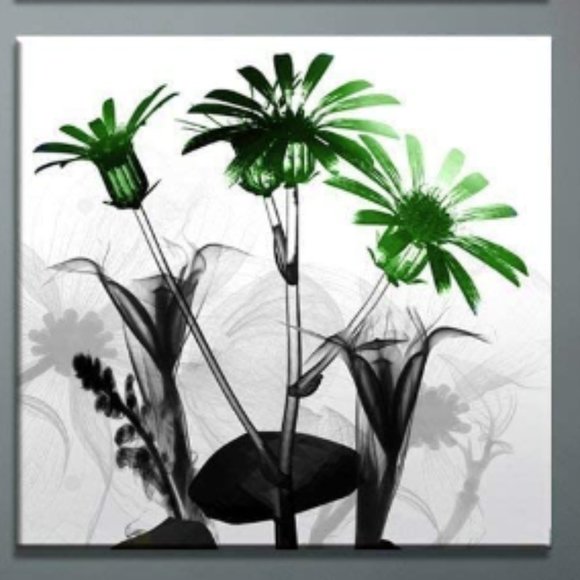 8 12"x12" Floral Pictures - Picture 8 of 14